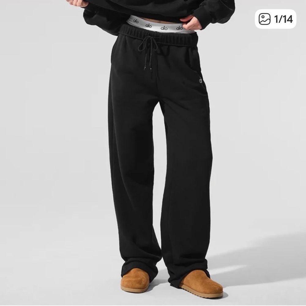Alo yoga accolade straight leg pant Black large